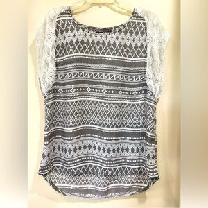 NWT Prana shirt with lace capped sleeves